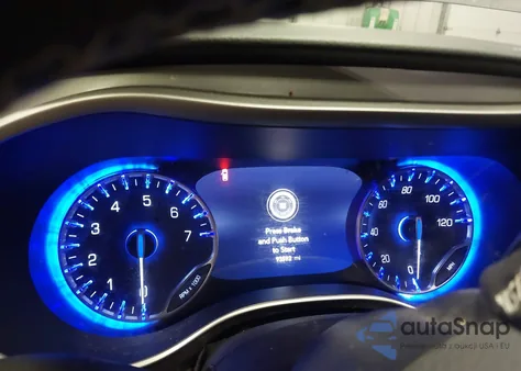 2022 Chrysler Pacifica Touring L z USA, uszkodzony, nr VIN 2C4RC1BG3NR197578